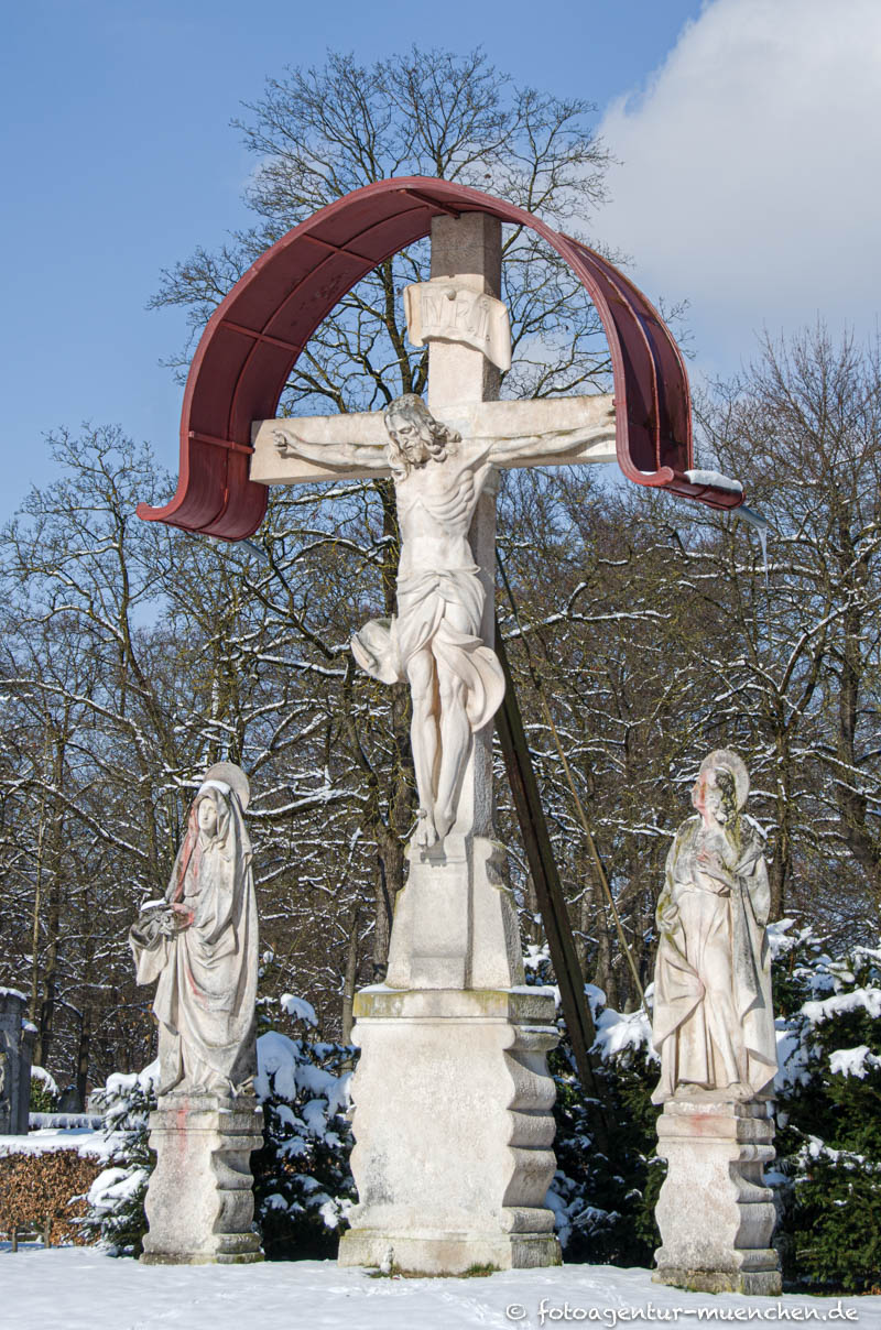 Kreuzigungsgruppe - Münchner Westfriedhof - Buscher Thomas – Denkmal/Kunstwerk in München