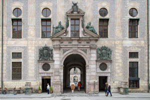 Gerhard Willhalm – Residenzportal ohne Löwen