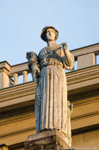 Denkmal: Allegorie für Oberbayern (Schäferin)