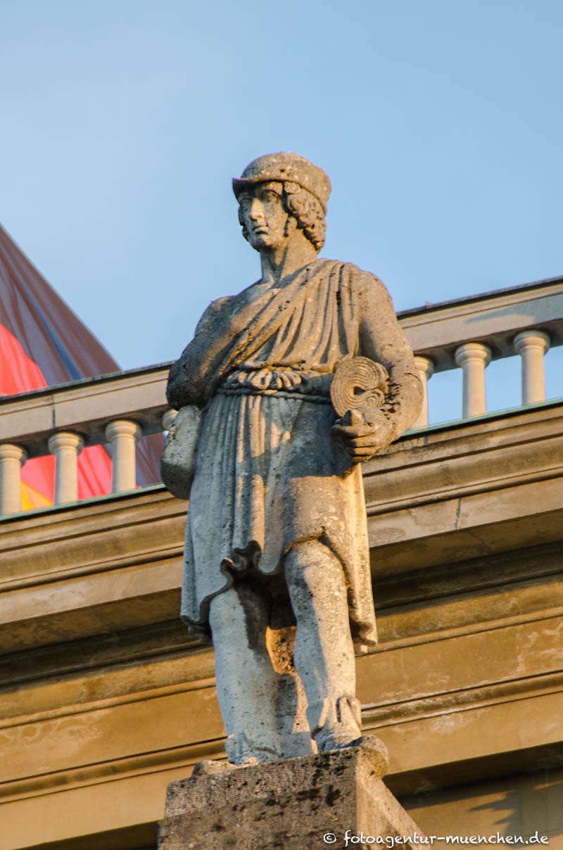 Allegorie für Schwaben (Weber) - Schwanthaler Ludwig von – Denkmal/Kunstwerk in München