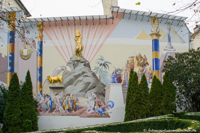 Moses und das Goldene Kalb - Pfeffer Sebastian, Pfeffer Stephan – Denkmal/Kunstwerk in München