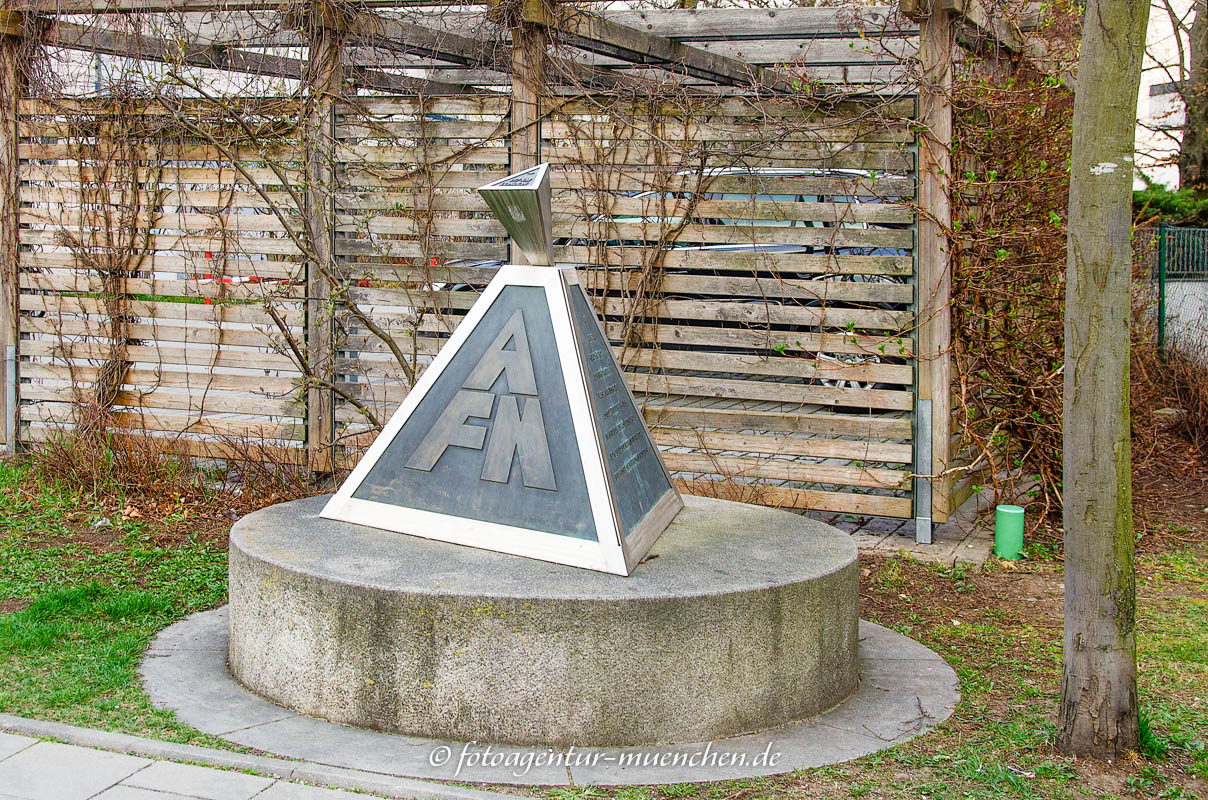 AFN-Memorial-Pyramid - Kappl Karl Heinz – Denkmal/Kunstwerk in München