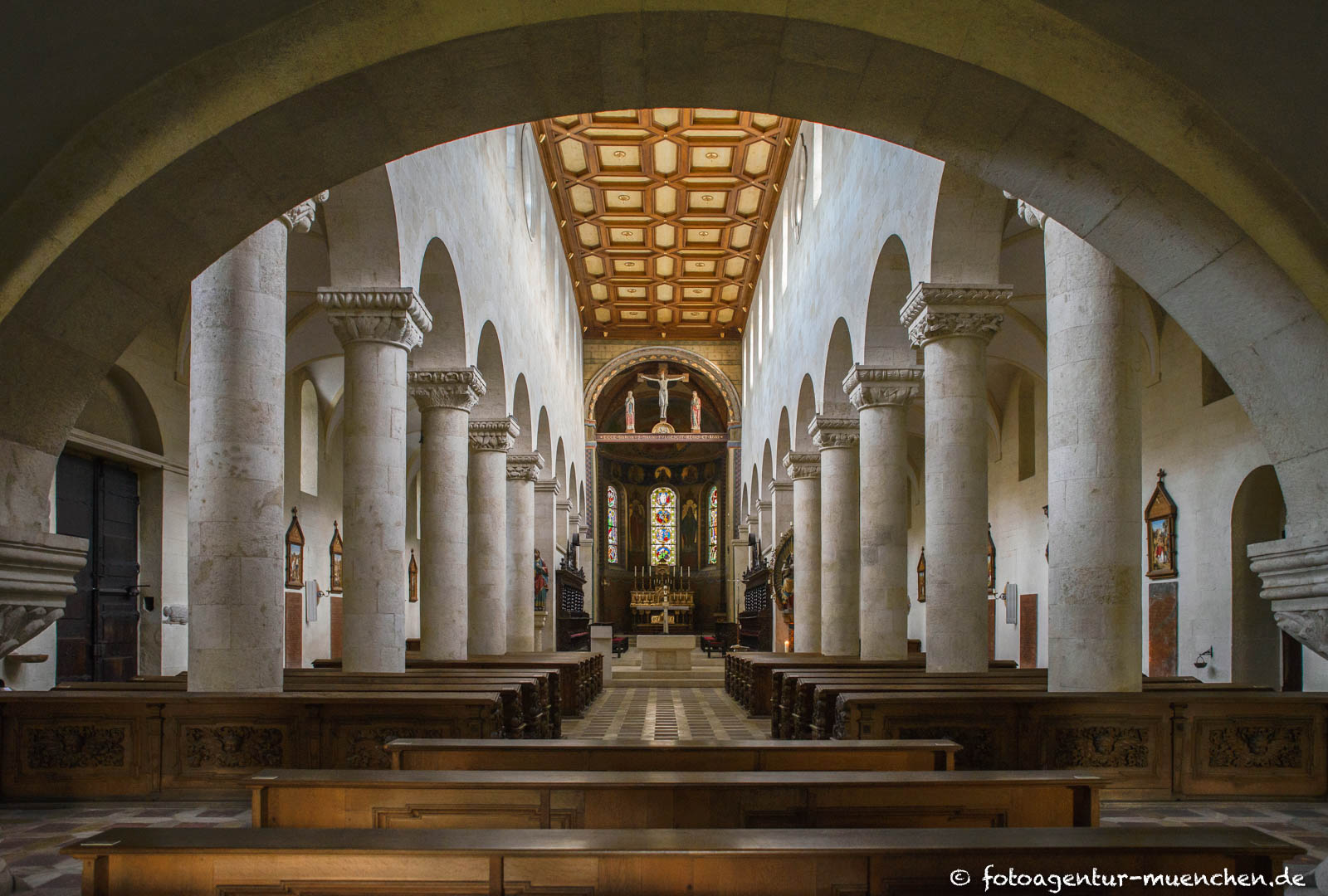 Innenraum der Schottenkirche St. Jakob