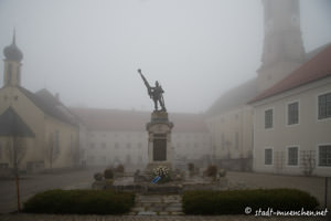 Kriegerdenkmal Weyern