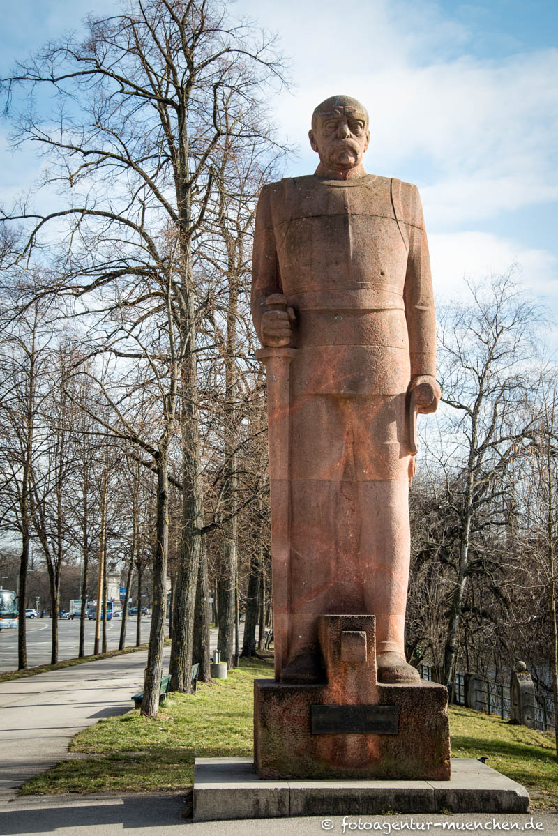 Denkmal für Otto von Bismarck - Behn Fritz – Denkmal/Kunstwerk in München
