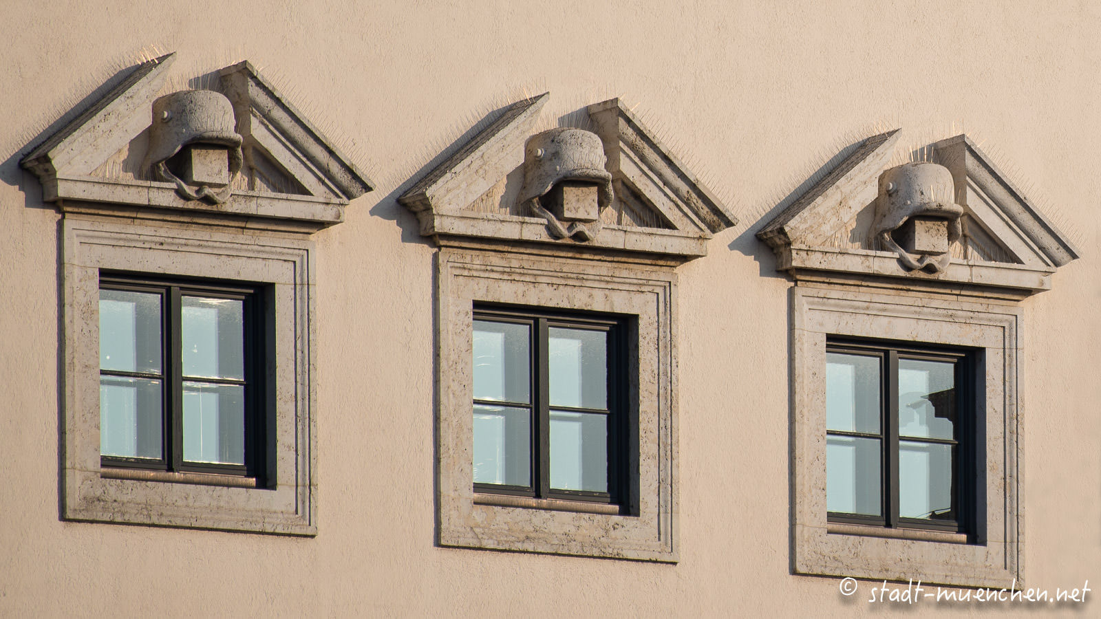 Stahlhelmfenster