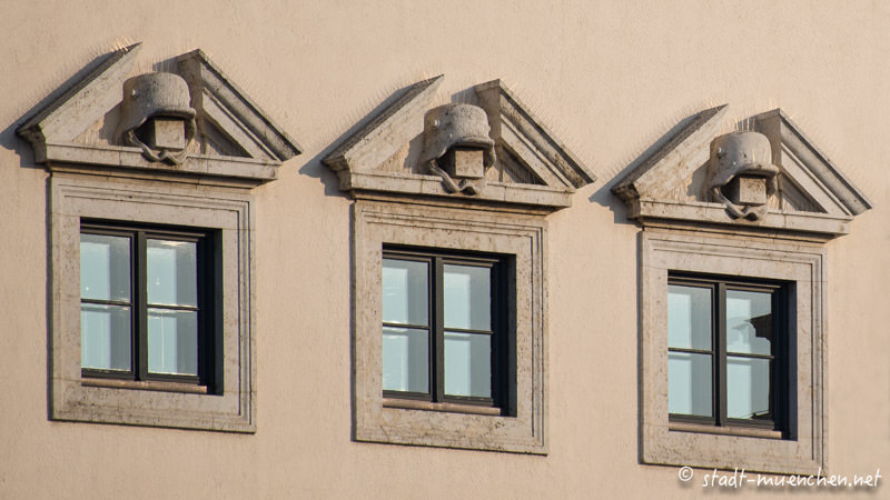 Stahlhelmfenster