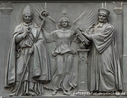 Max-Joseph-Denkmal