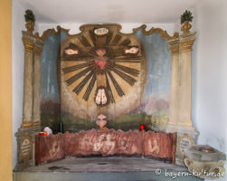 Kreuz mit Armen Seelen