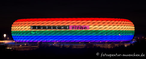 Gerhard Willhalm - Allianz Arena am Christopher Street Day 2016