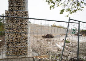 Neuperlacher Mauer
