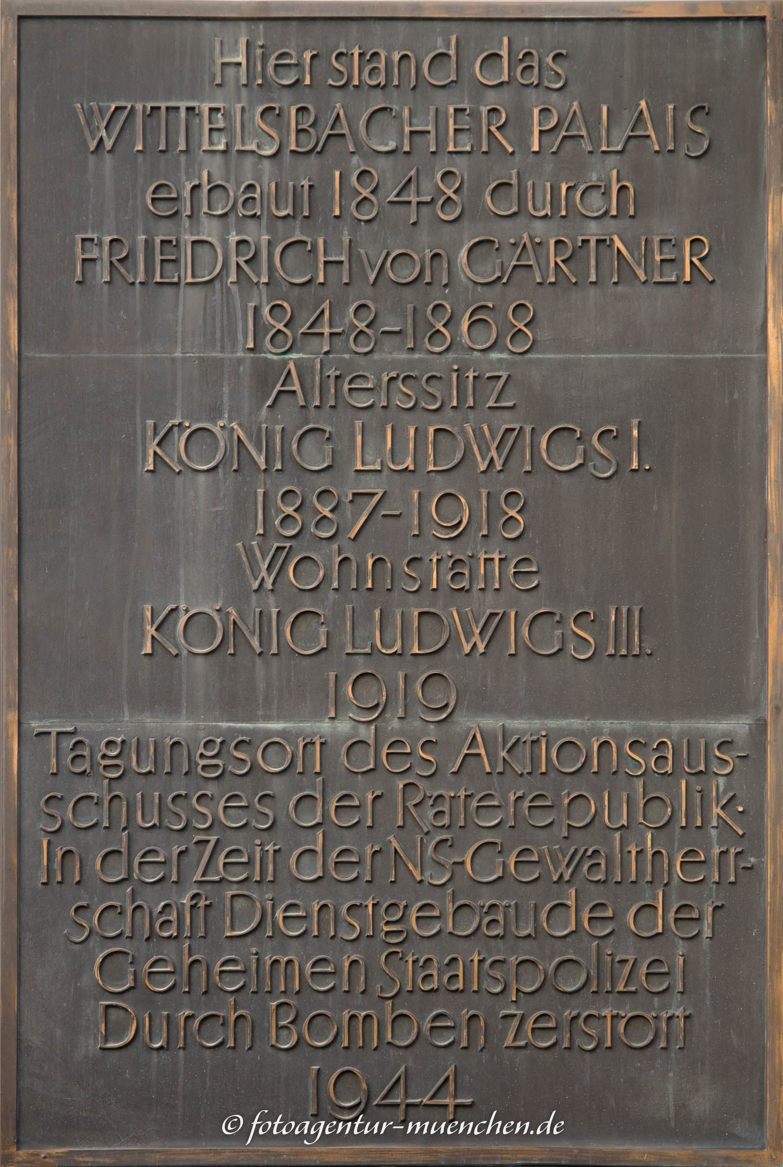Gedenktafel - Wittelsbacher Palais