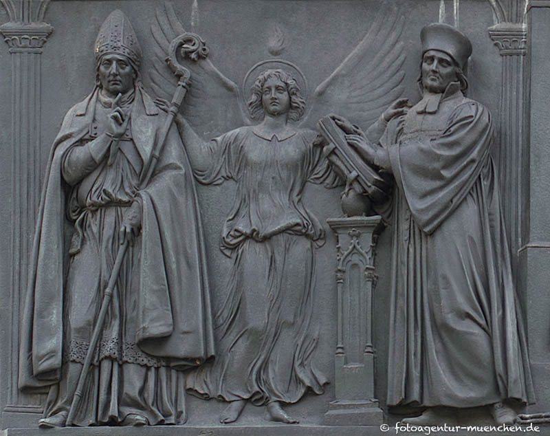 Relief - Förderung der Religion und der Künste