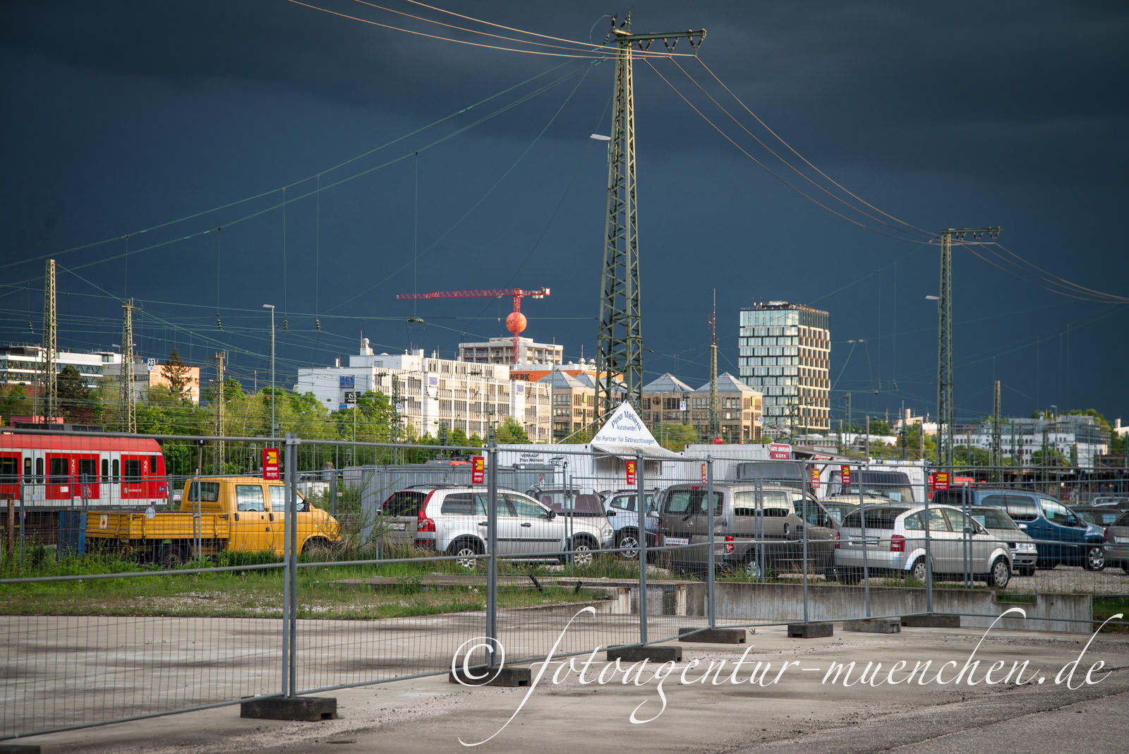 Gewitterstimmung am Ostbahnhof