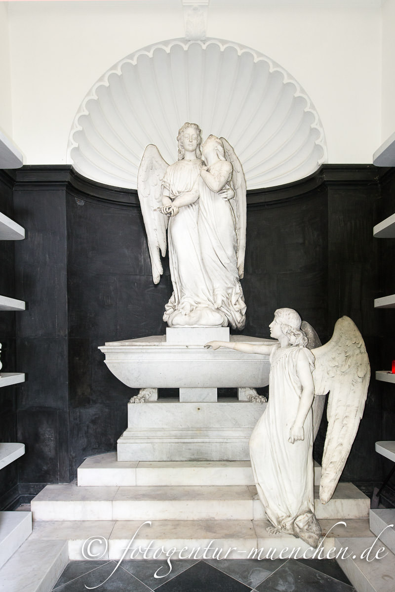 Urnenhalle