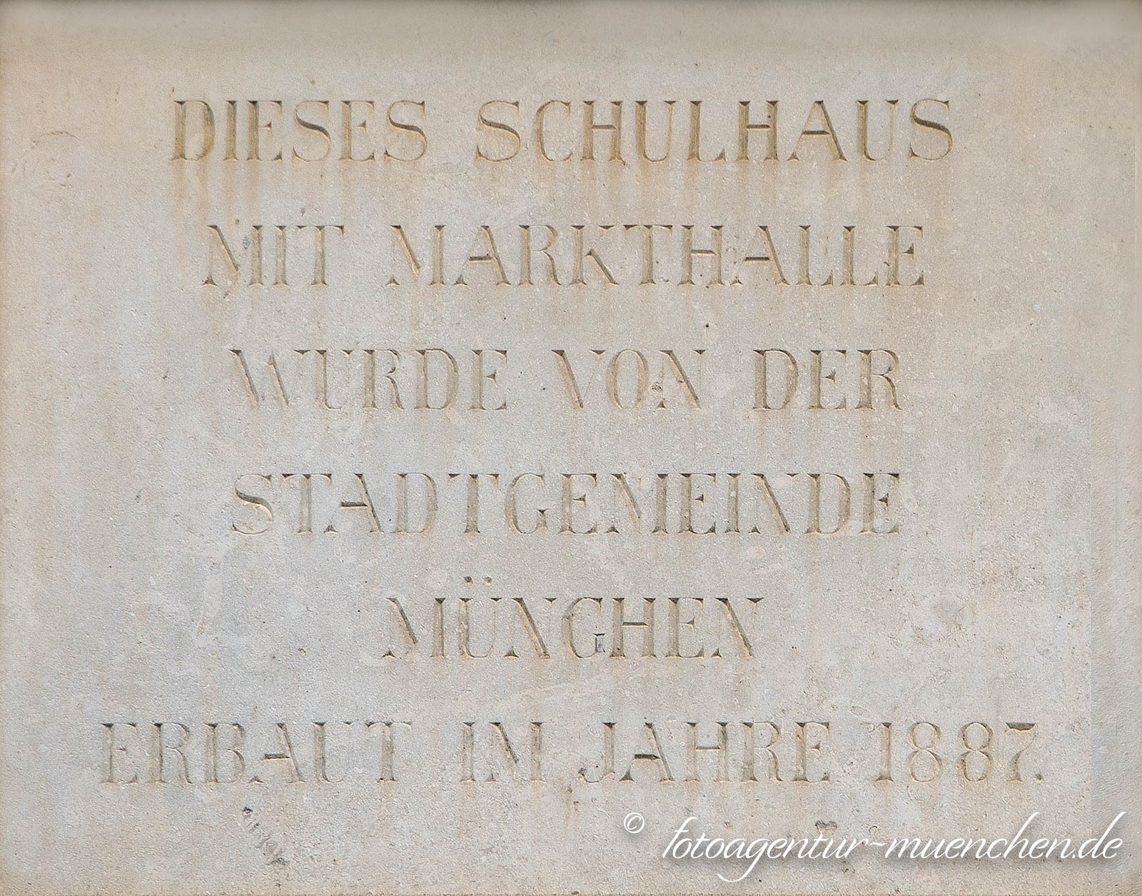 Gedenktafel - Schulhaus/Markthalle