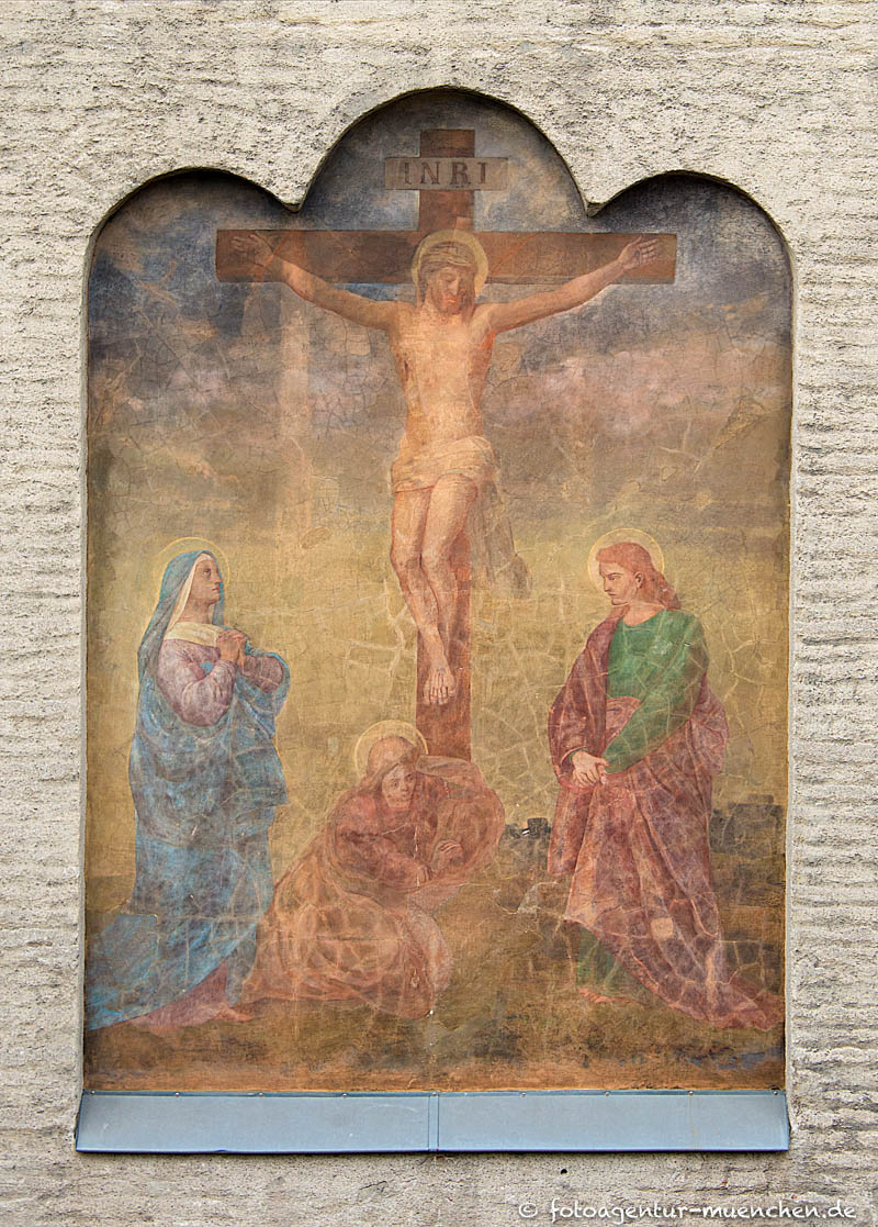 Fresko - Kreuzigungsszene – Denkmal/Kunstwerk in München