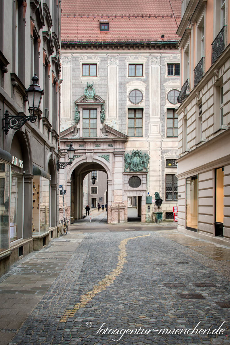 Argumente (Drückebergergasse) - Wank Bruno – Denkmal/Kunstwerk in München