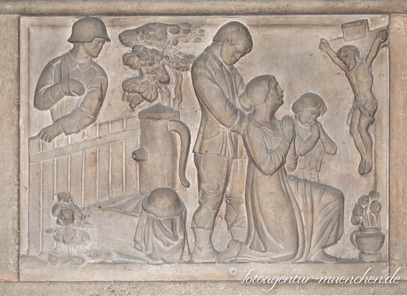 Kriegerdenkmal - St. Ursula