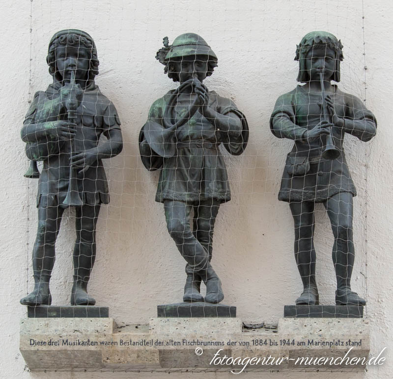 Fischbrunnen-Figuren - Knoll Konrad – Denkmal/Kunstwerk in München