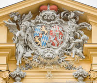 Denkmal: Allianzwappen von Kurfürsten Max III. Joseph und Maria Anna von Sachsen-Polen