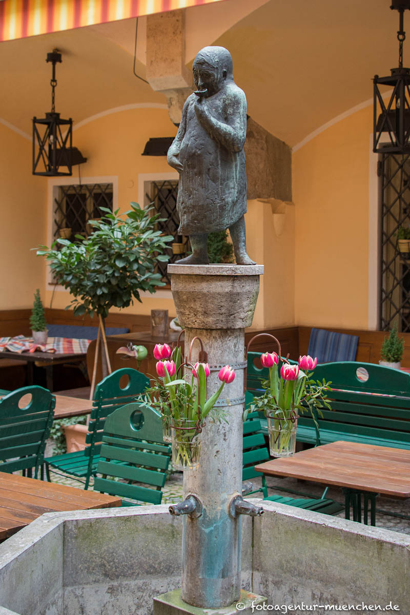 Genießer-Brunnen - Goetz Guido – Denkmal/Kunstwerk in München