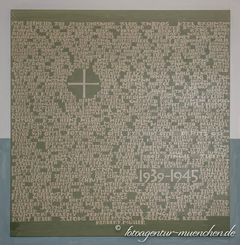 Kriegerdenkmal – Denkmal/Kunstwerk in München