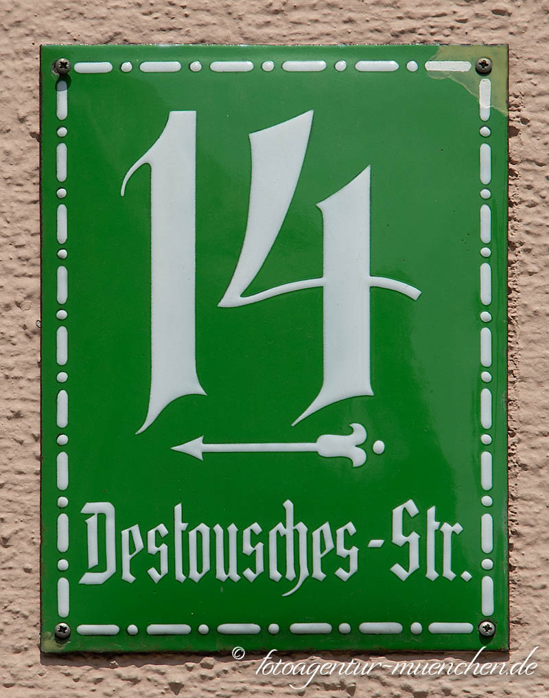 Gerhard Willhalm - Hausnummer - Destouschesstraße