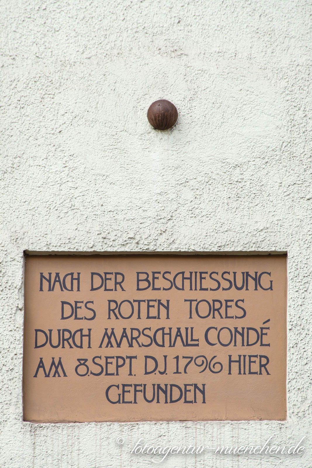 Gedenktafel - Kanonenkugel