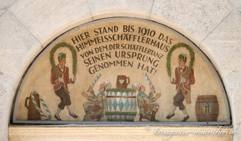 Himmelschäffler-Haus – Denkmal/Kunstwerk in München
