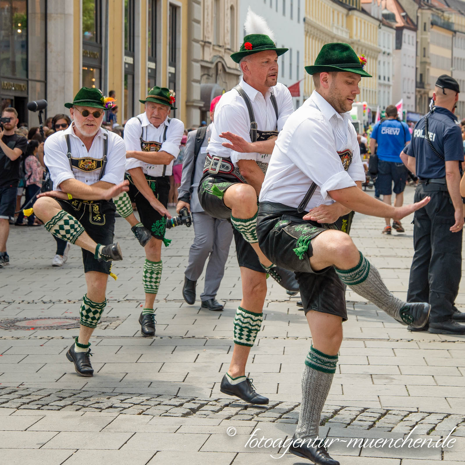 CSD 2018 - Schwuhplattler