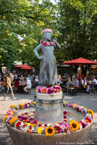 Gerhard Willhalm – Liesl-Karlstadt-Brunnen