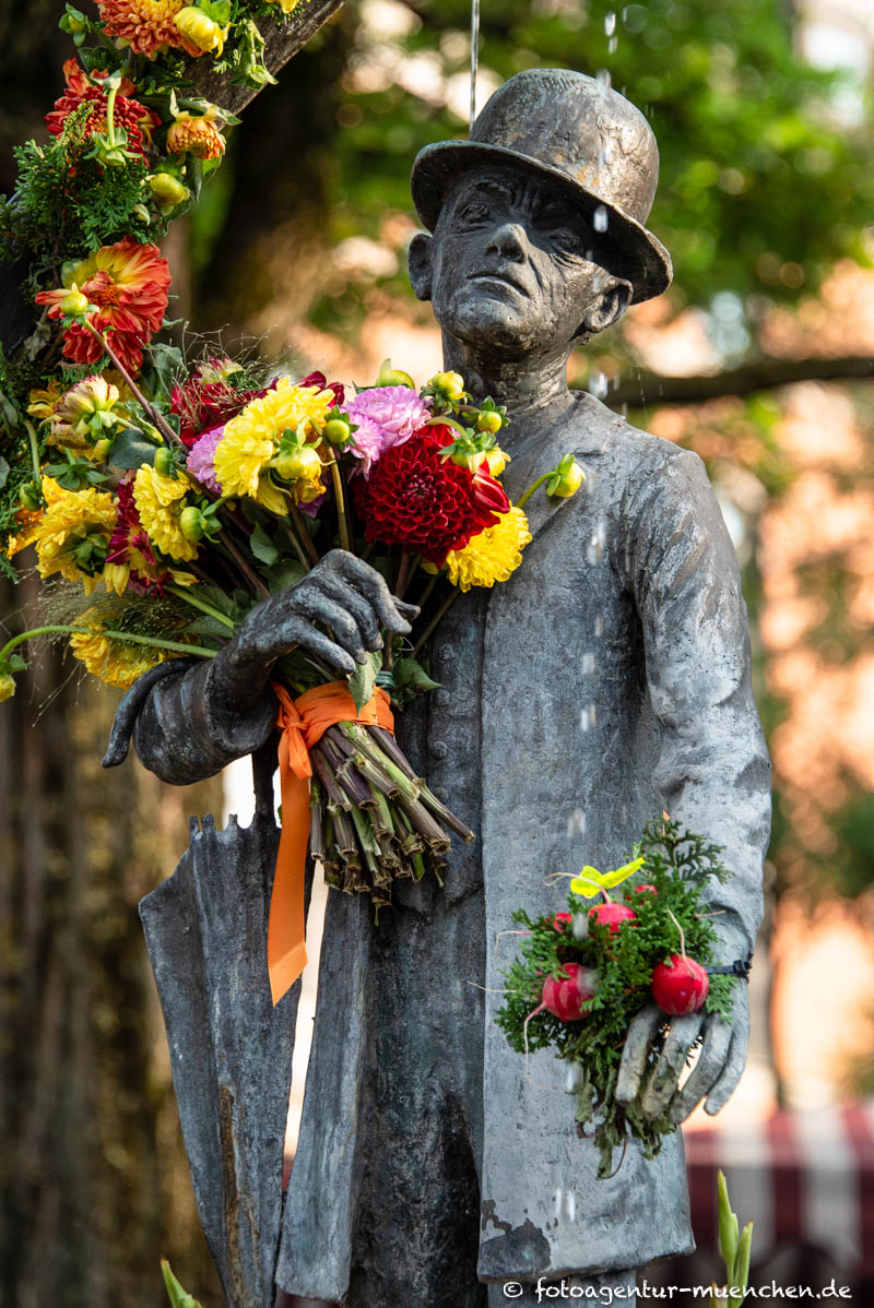 Karl-Valentin-Brunnen