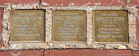 Stolpersteine der Familie Weiss