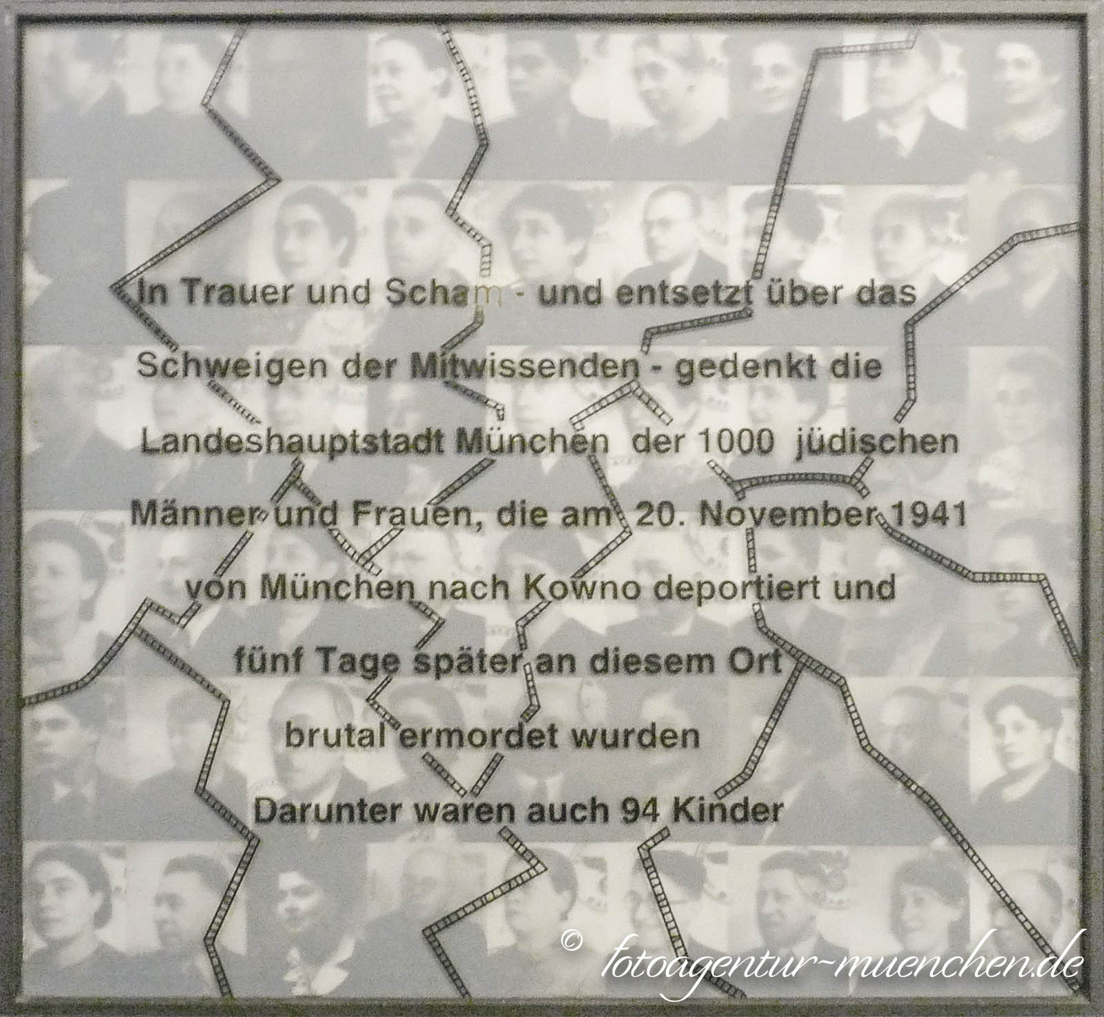 Gedenktafel für die deportieren jüdischen Mitbürger