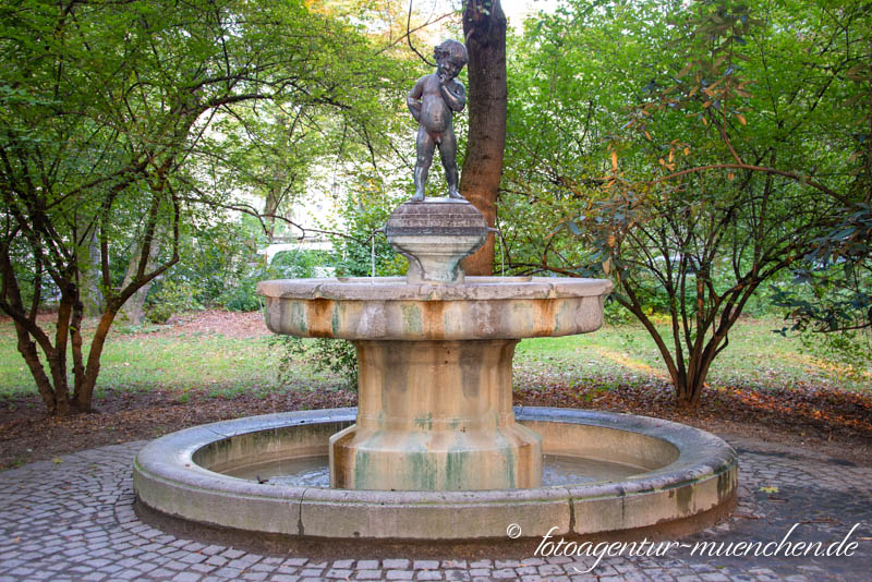 Josef-Ruederer-Brunnen Josef-Ruederer-Brunnen