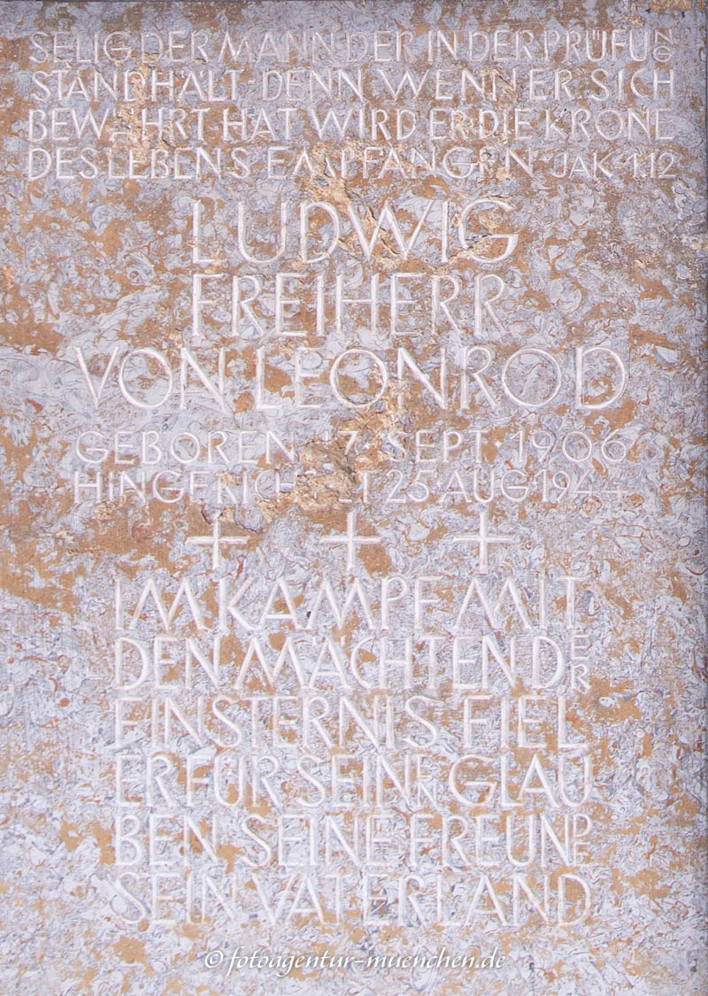 Gedenktafel für Ludwig Freiherr von Leopold - Lill Hansjakob – Denkmal/Kunstwerk in München