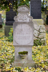 Grab - Franz Xaver Mettenleitner