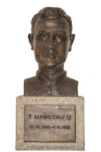 Büste Pater Alfred Delp