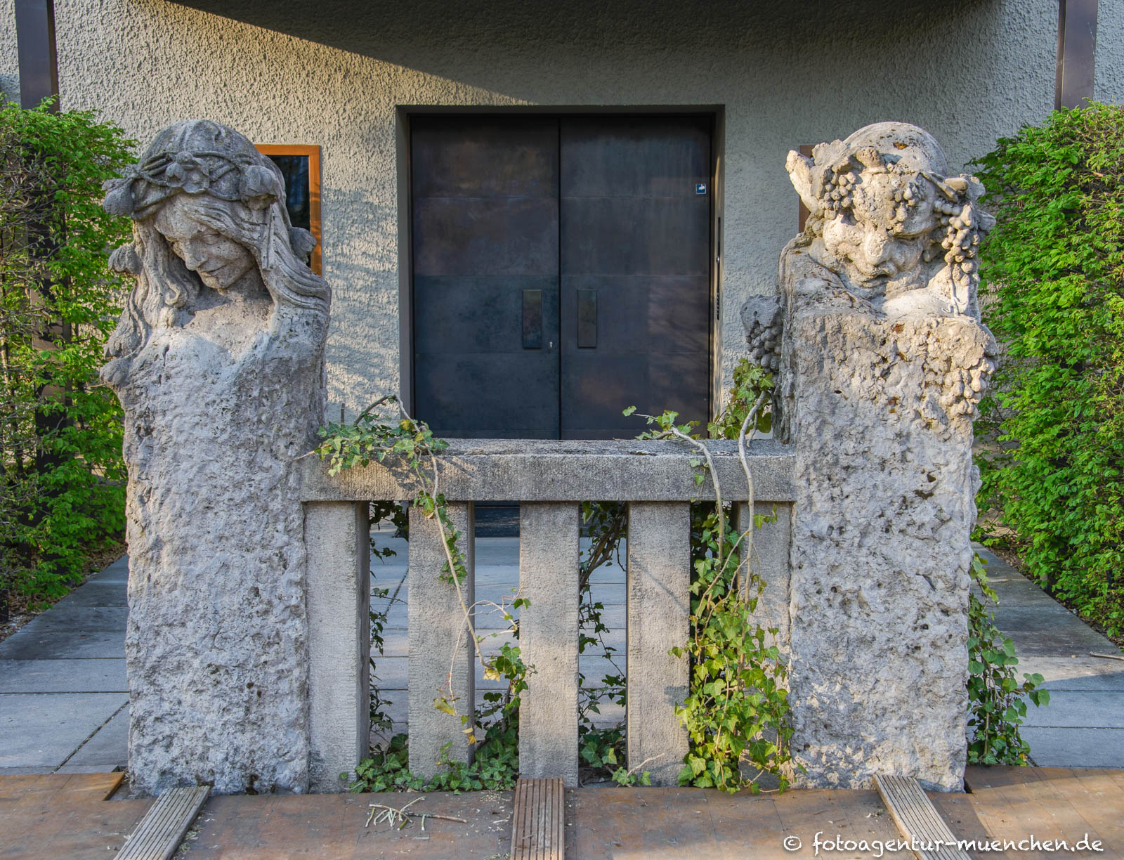 Zwei Figuren