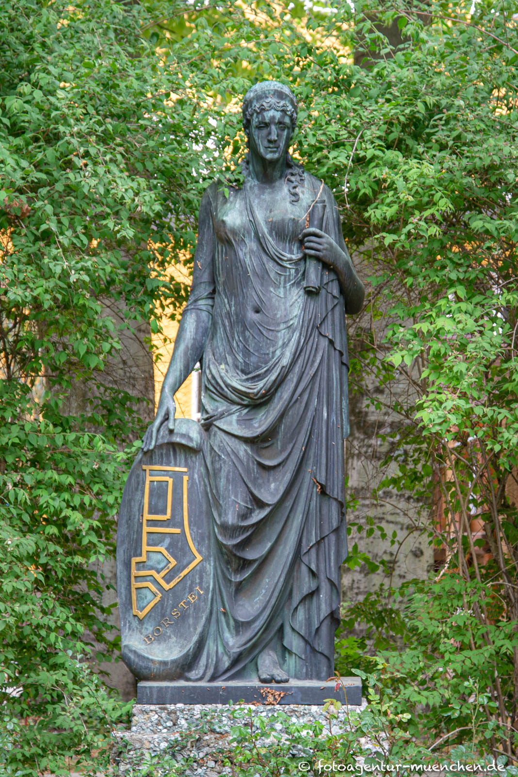 Pallas Athene - Die Borstei
