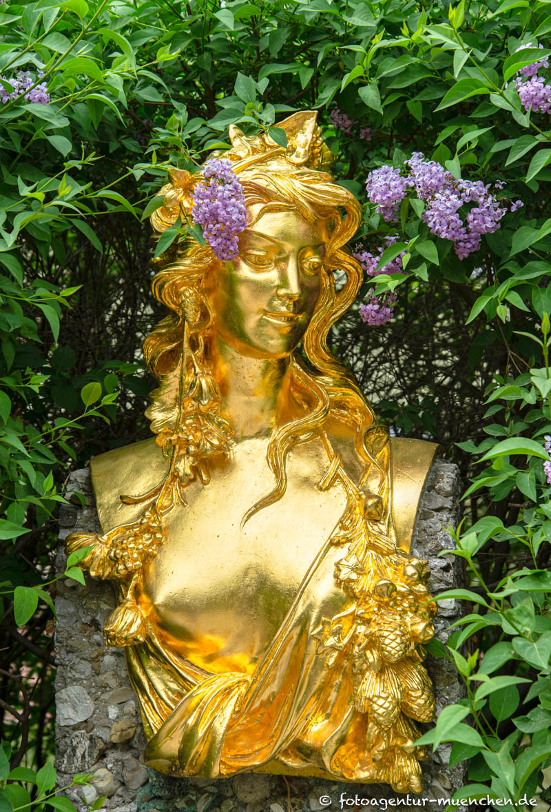 Büste - Frühling – Denkmal/Kunstwerk in München