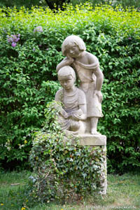 Lesende Kinder
