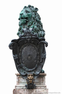 Portal-Löwe 2 - Justitia