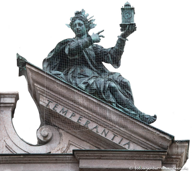 Liegefigur - Temperantia Temperantia