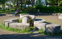 	Wasserspiele Steinquader – Foto aus München