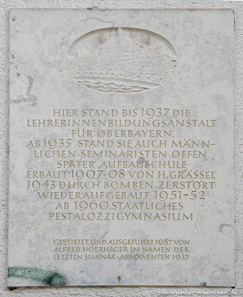 Lehrerinnenbildungsanstalt - Hoerhager Lorenz – Denkmal/Kunstwerk in München