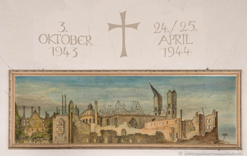 Zerstörung der St.-Anna-Kirche – Denkmal/Kunstwerk in München