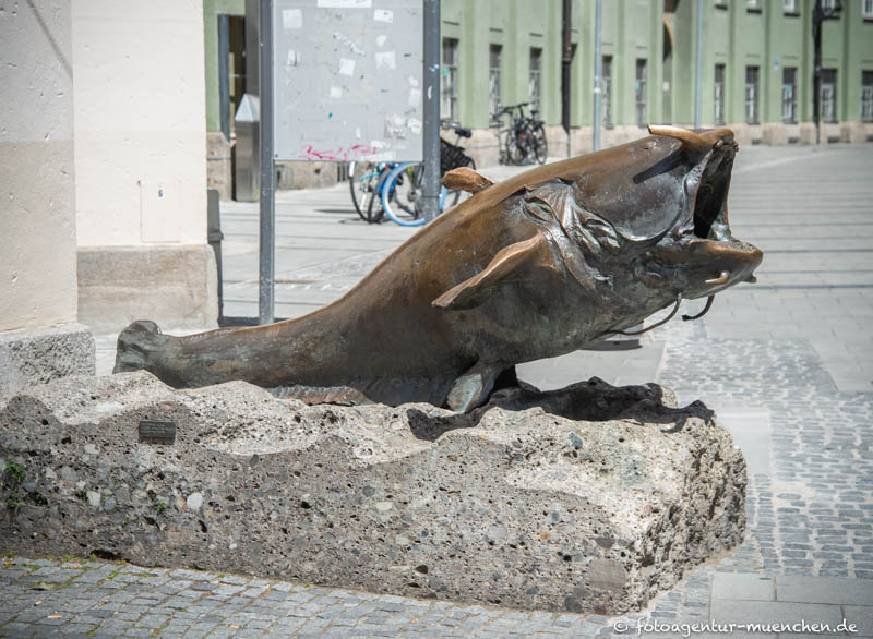 Waller - Nageler Claus – Denkmal/Kunstwerk in München