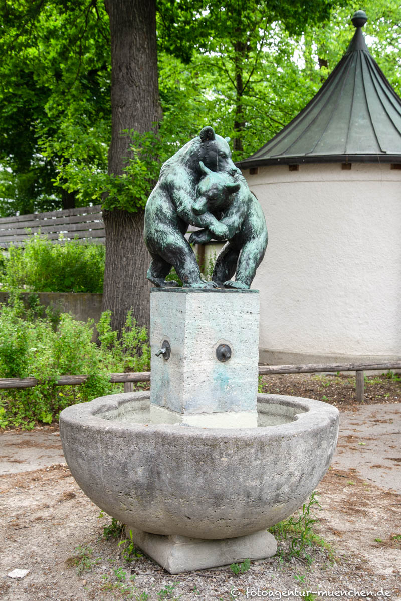 Spielende Bären - Manz Emil – Denkmal/Kunstwerk in München
